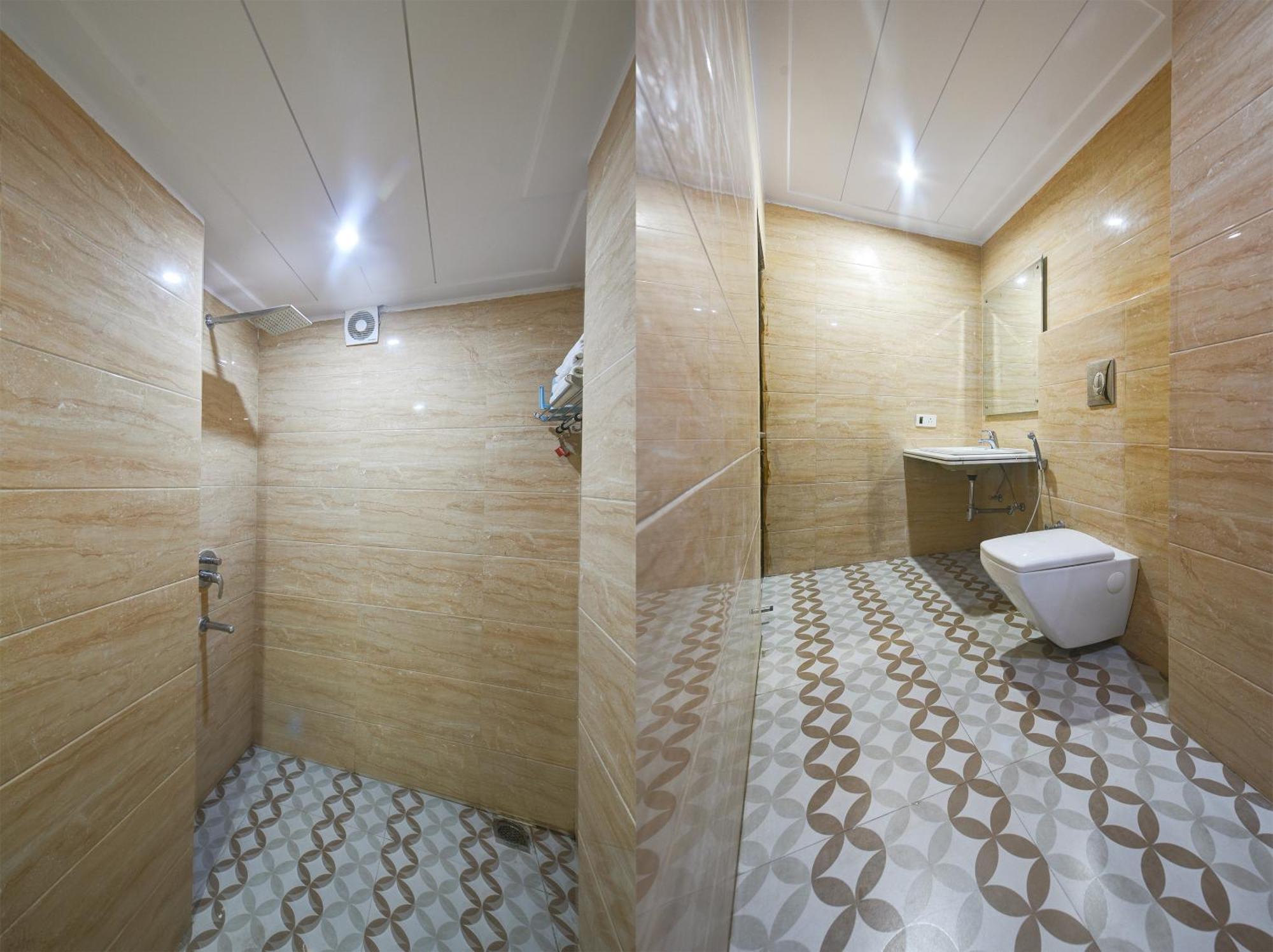 Hotel Geet Deluxe 新德里 外观 照片