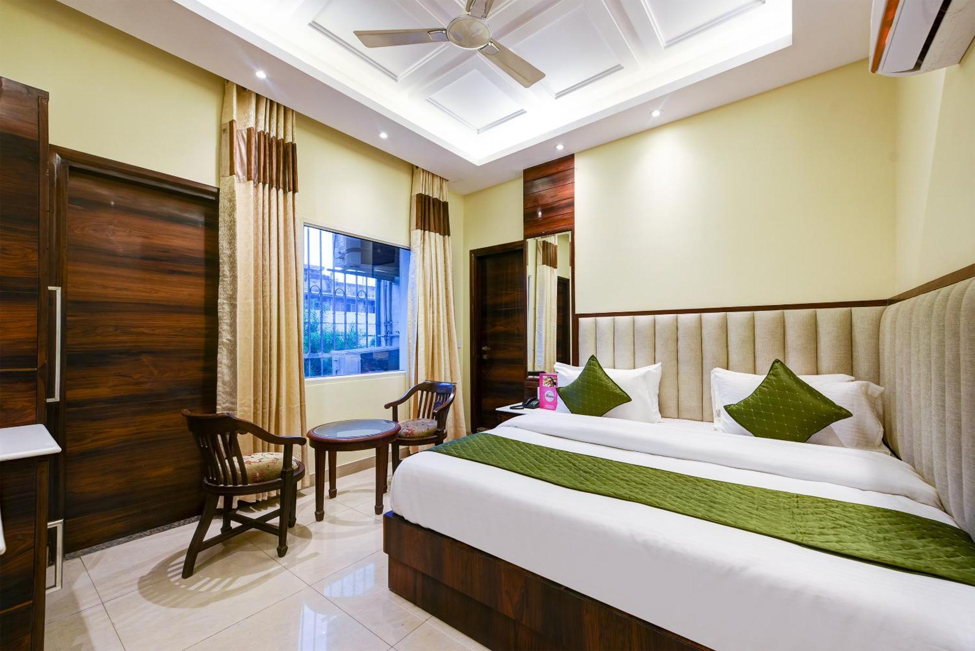 Hotel Geet Deluxe 新德里 外观 照片